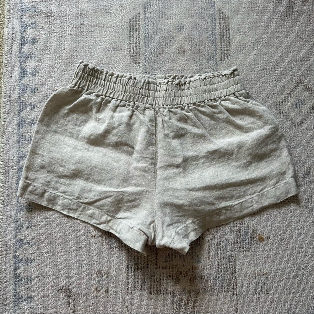 Reformation Mila Linen Short Size XS - Picture 3 of 5